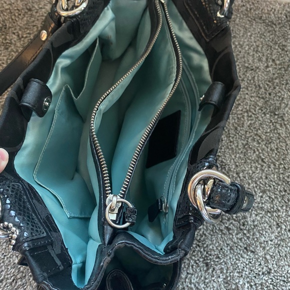 Classic Canvas Coach Purse - Picture 2 of 4